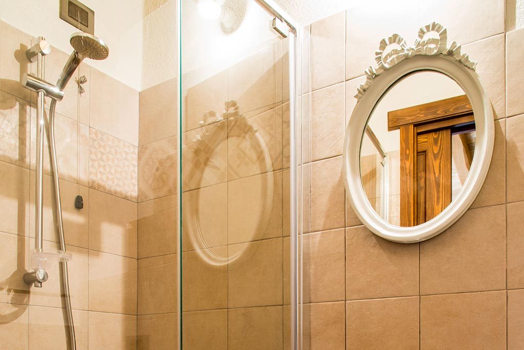 Bagno con doccia